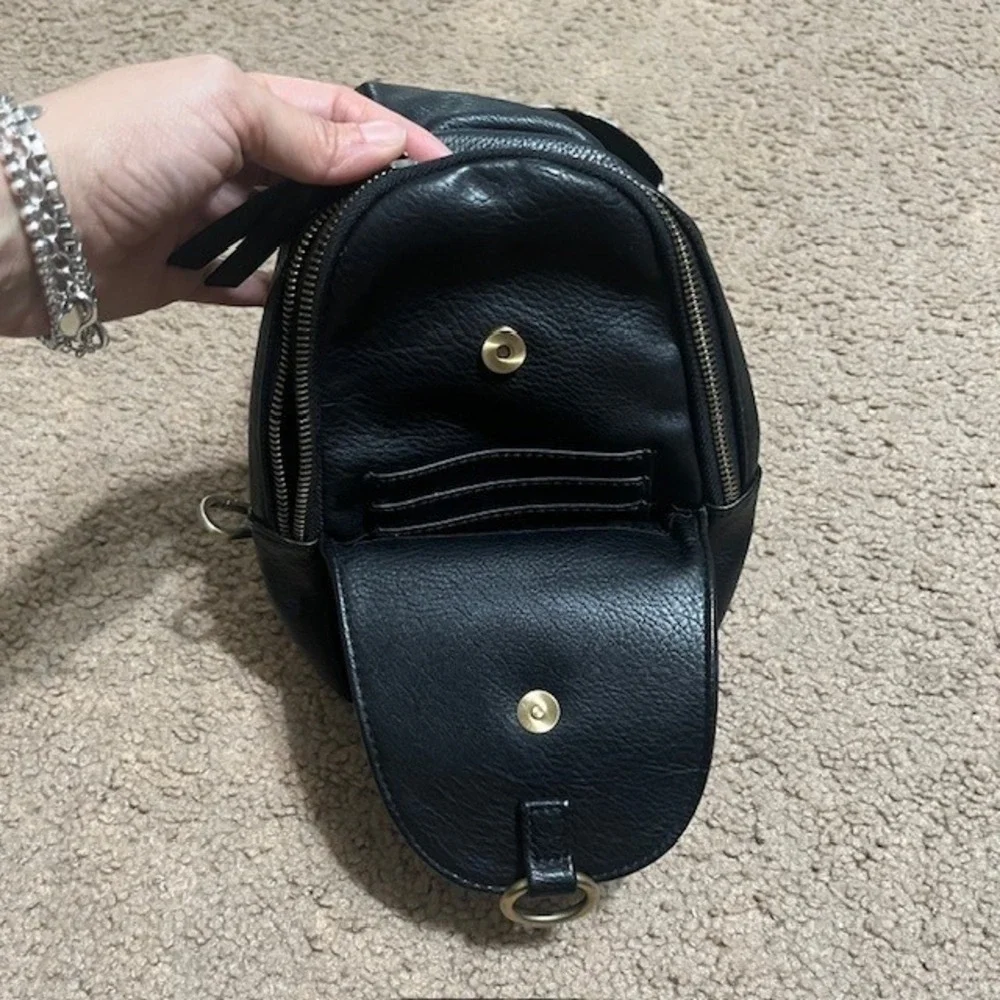 Anthropologie Urban‎ Originals Vegan Leather Sling Bag Geometric Black Strap